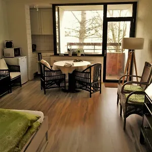  Apartment Ruhiges Apt. Direkt Am Naherholungsgebiet Mit Seeblick, Zentrum 5min, Messe 18min Germany