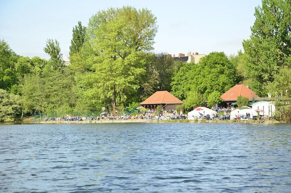 Hotel Albertin Берлин Германия