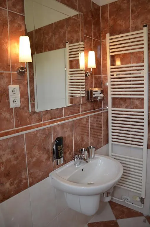 Hotel Albertin Берлин