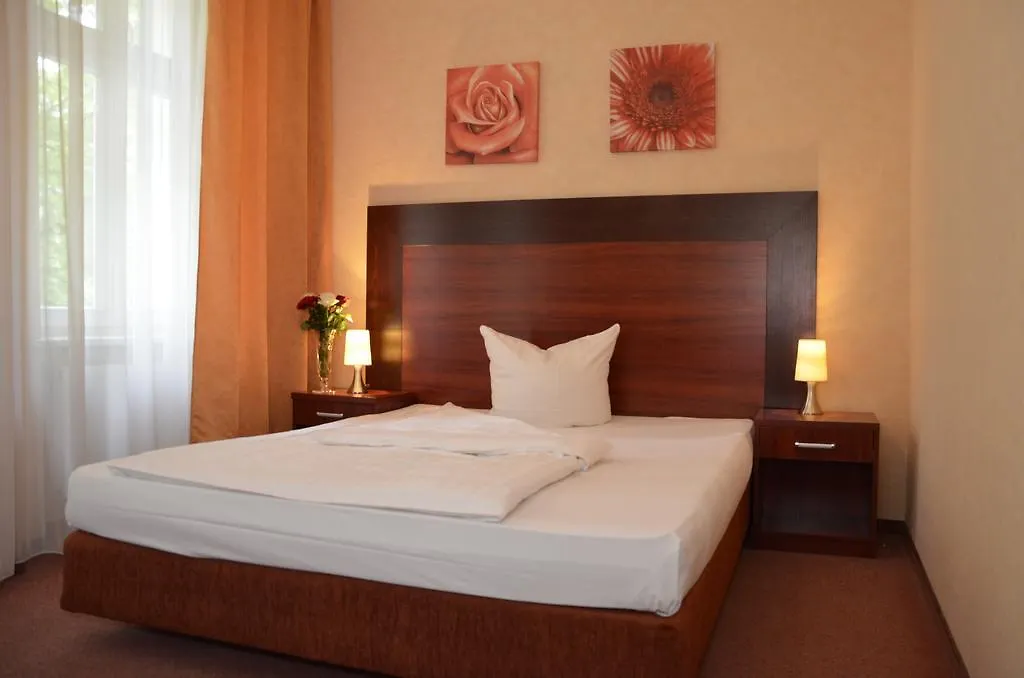 Hotel Albertin Берлин 2*,  Германия
