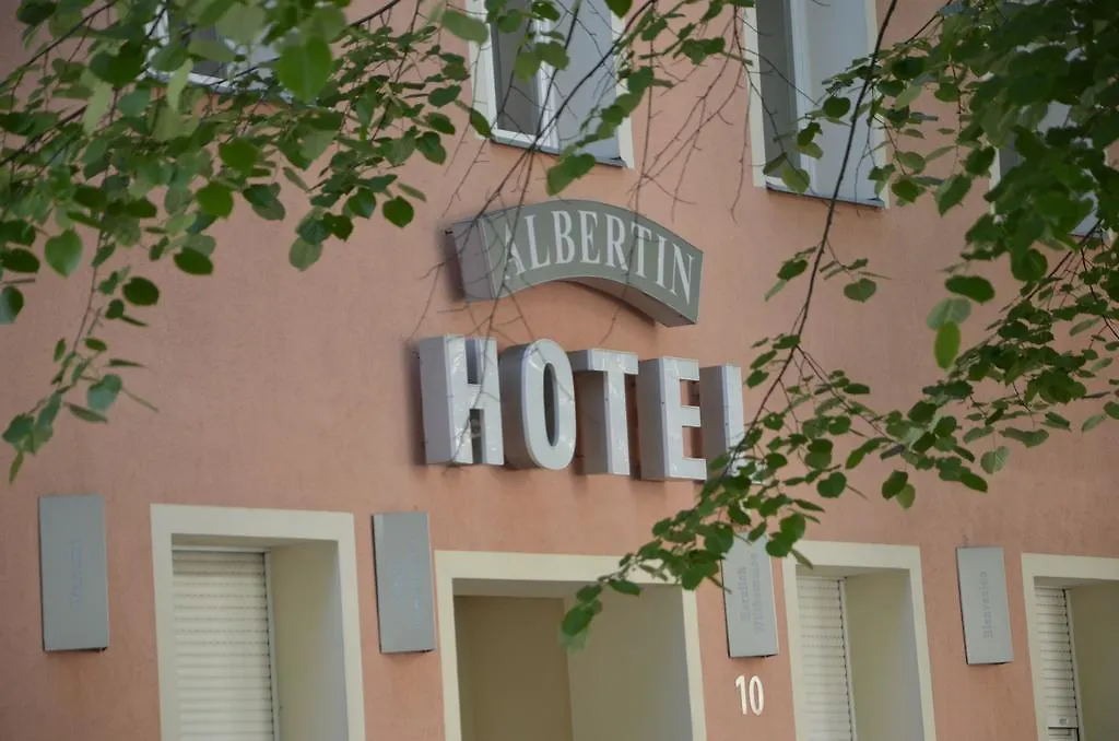 Hotel Albertin Берлин